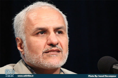 [تصویر: MostanadNabard-Khamosh-%281%29.jpg]