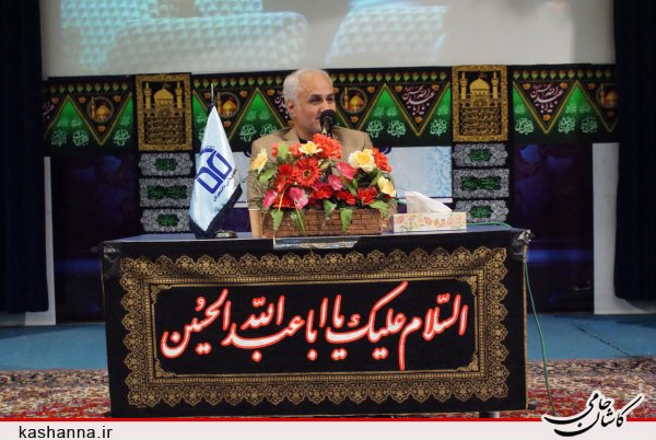 گزارش تصویری از سخنرانی استاد حسن عباسی در دانشگاه علوم‌ پزشکی کاشان