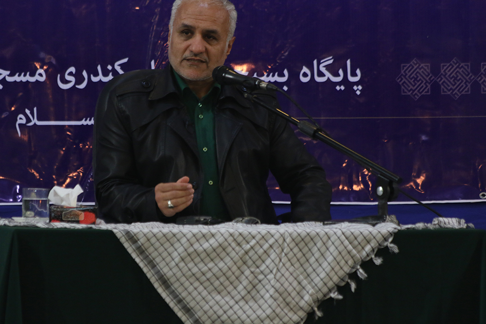 سخنراني استاد حسن عباسی در مسجدانصارالحسين علیه السلام با موضوع نفوذ