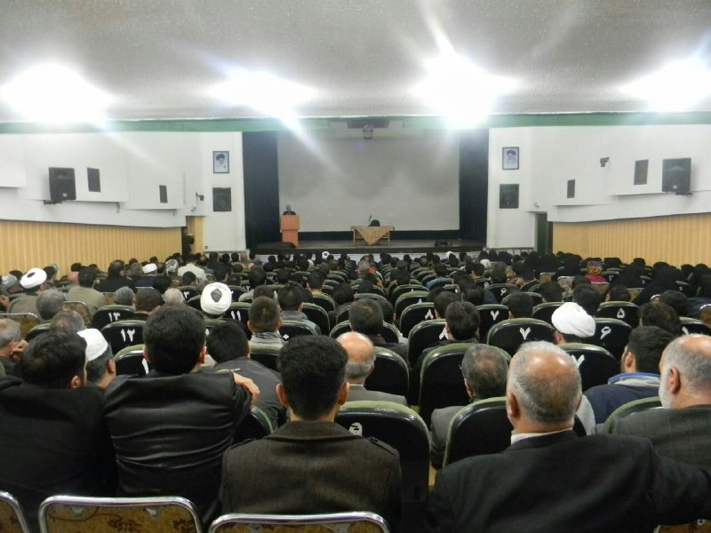 سخنرانی استاد حسن عباسی در ارومیه - ایران و آمریکای پس از انتخابات